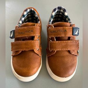Nautica Toddlers Size 7 Brown double-strapped Sneakers, Casual Athletic Shoes